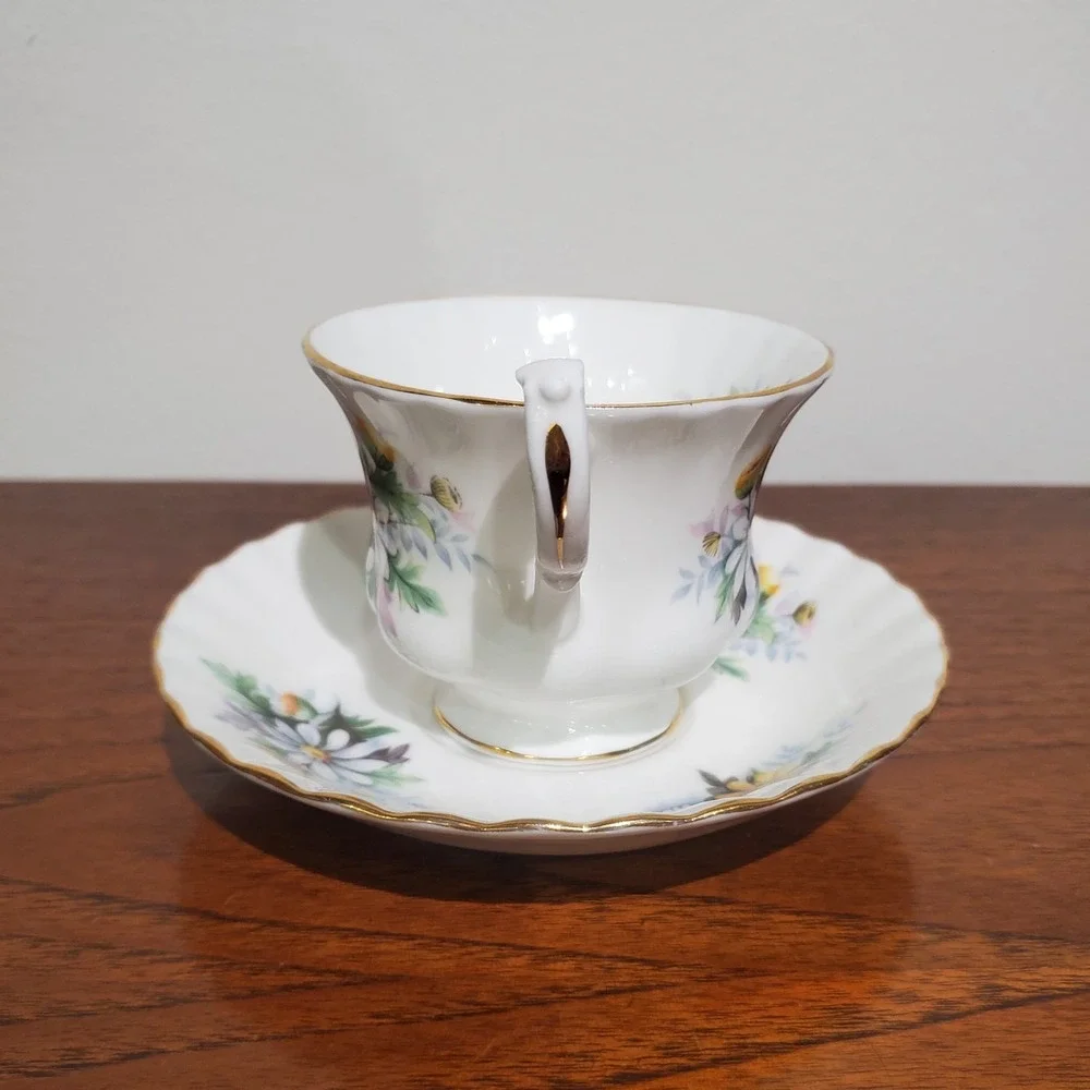 Royal Albert vintage royal